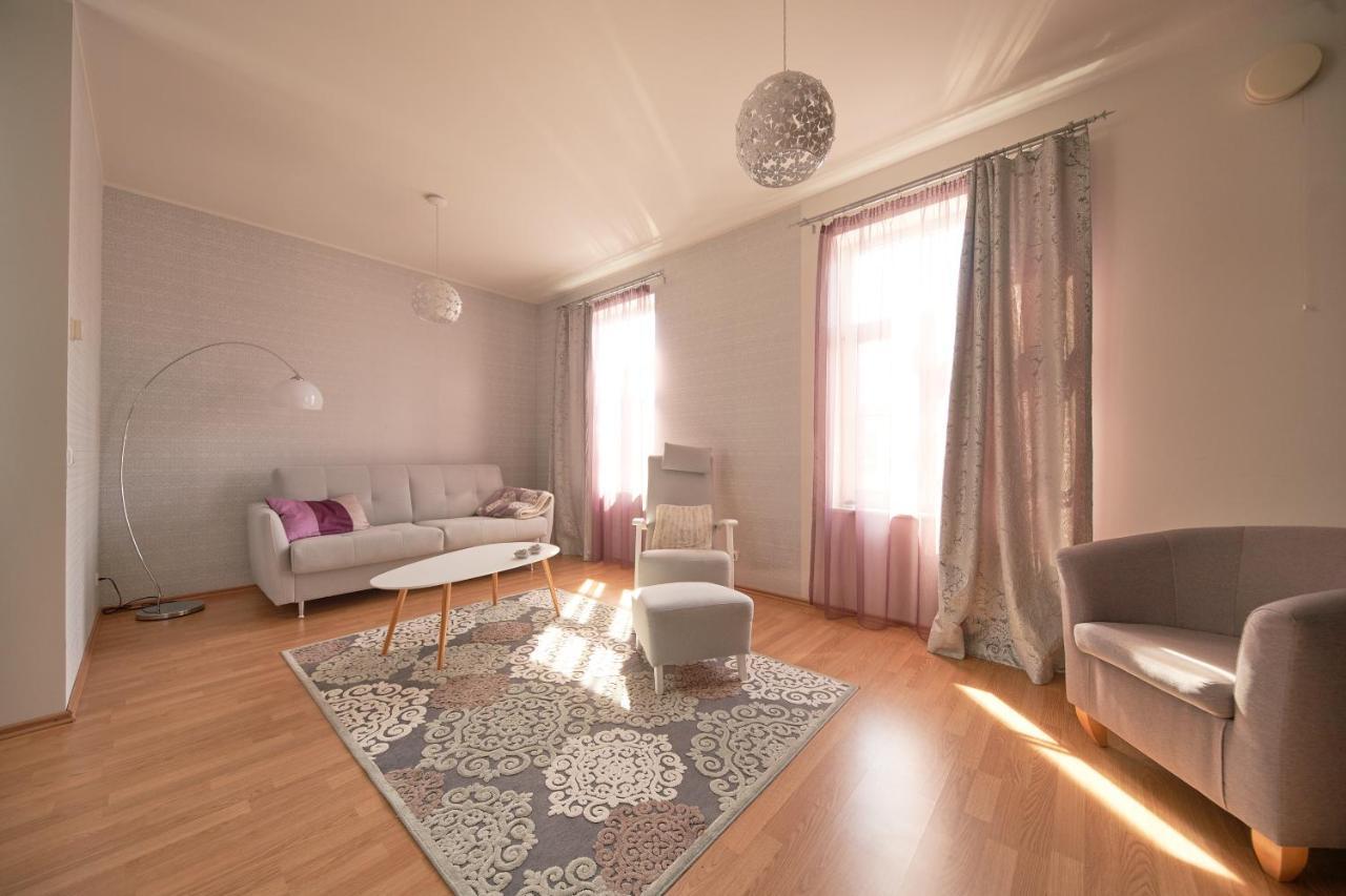 Rose Apartment Haapsalu Exterior foto